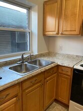 1824 Elsmere Ave, Unit #1 in Dayton, OH - Building Photo - Building Photo