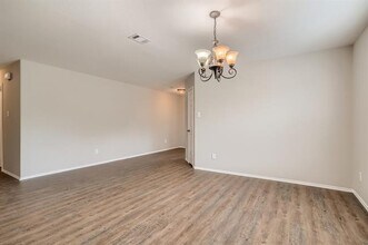 2672 Clarks Mill Ln in Fort Worth, TX - Building Photo - Building Photo