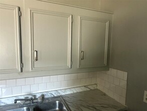 5409 Suez St, Unit 3 in Houston, TX - Foto de edificio - Building Photo