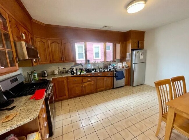 449 Broadway in Somerville, MA - Building Photo - Building Photo