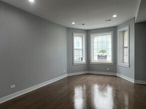 1145 S Independence Blvd, Unit 1F in Chicago, IL - Building Photo - Building Photo