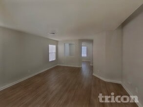 697 Wallington Estate St in Las Vegas, NV - Foto de edificio - Building Photo