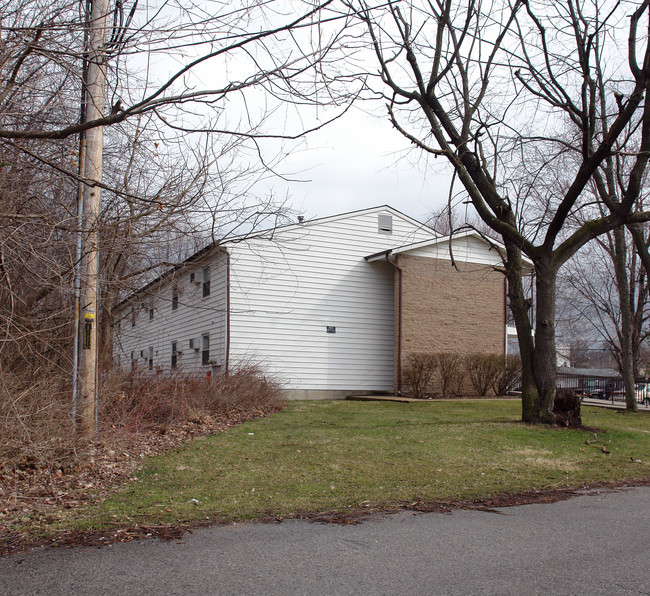 1221 Leeser Ave in Akron, OH - Building Photo - Building Photo