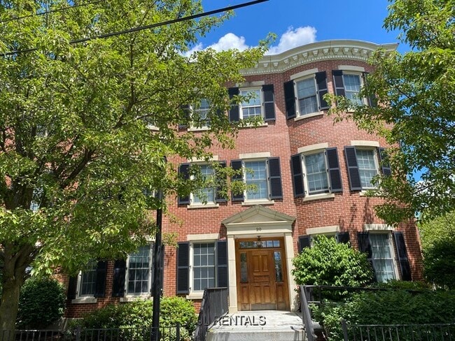 property at 20 Brooks Park
