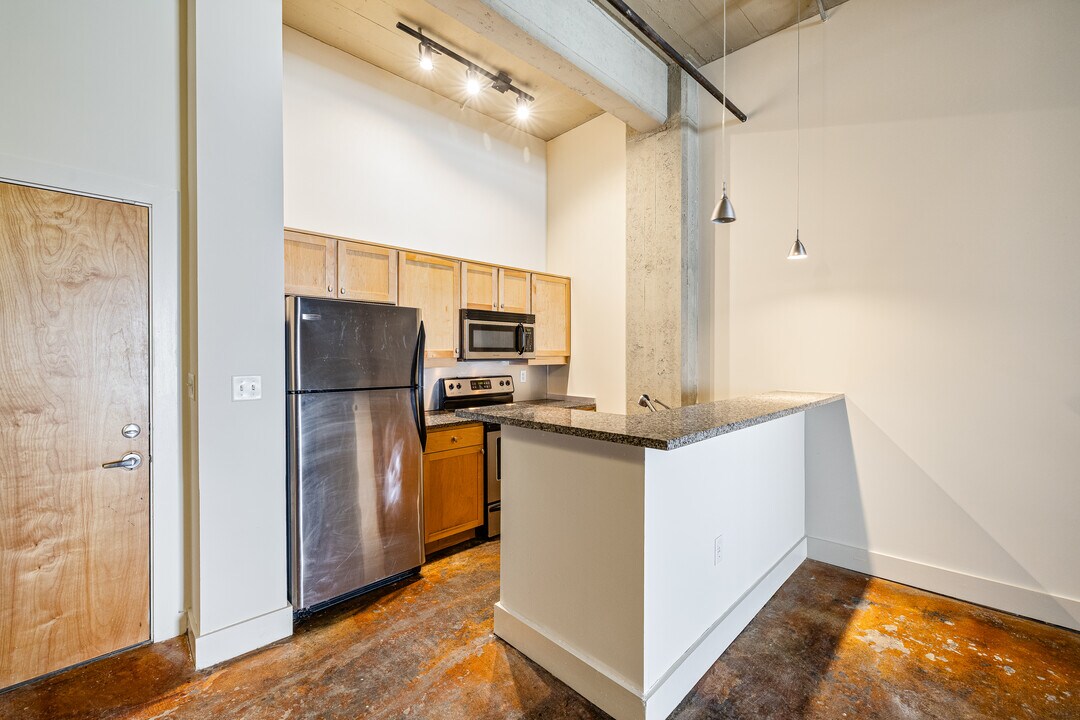 Raven Place in Richmond, VA - Building Photo