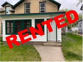 402 7th Ave S in St. Cloud, MN - Building Photo