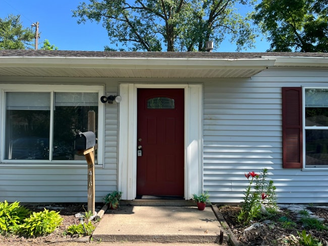 property at 1416 E 33rd Ave