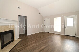 8911 Little House Cove in Southaven, MS - Building Photo - Building Photo