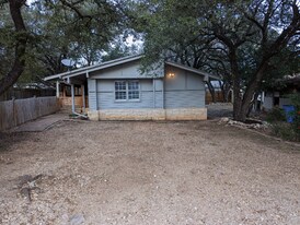 11529 Main St in Jonestown, TX - Building Photo