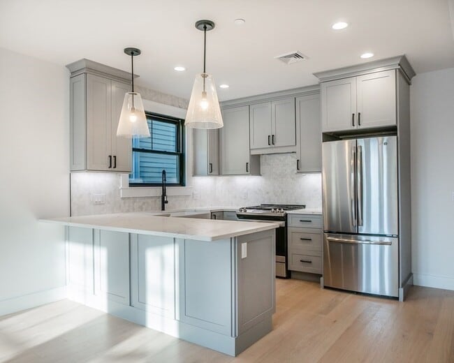 398 Bremen St, Unit #2