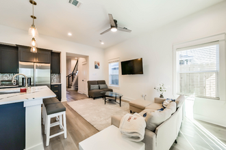 5018 Rapido Rd-Unit -Unit B in Houston, TX - Building Photo - Building Photo