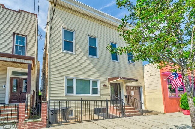 property at 419 22nd St