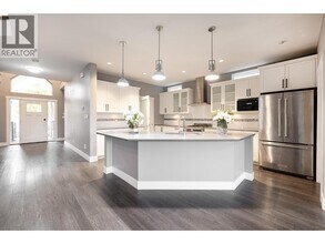 1432 Argyle St in Coquitlam, BC - Building Photo - Building Photo