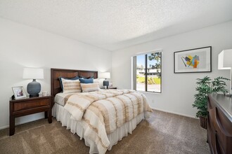 Cinnamon Ridge in Fullerton, CA - Building Photo - Building Photo