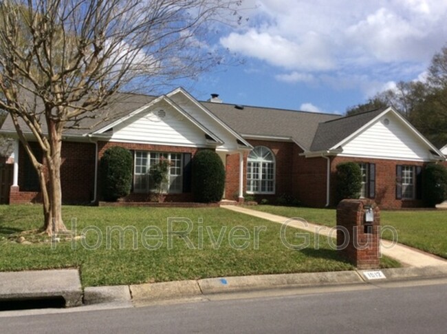 1912 Pinebrake Ln in Pensacola, FL - Building Photo - Building Photo