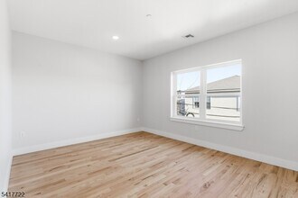 34 Elizabeth Ave in Newark, NJ - Building Photo - Building Photo