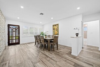 1300 SW 17th St in Fort Lauderdale, FL - Building Photo - Building Photo