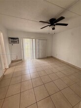 1154 W 35th St in Hialeah, FL - Building Photo - Building Photo