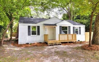 2530 Marling Dr in Columbia, SC - Building Photo - Building Photo