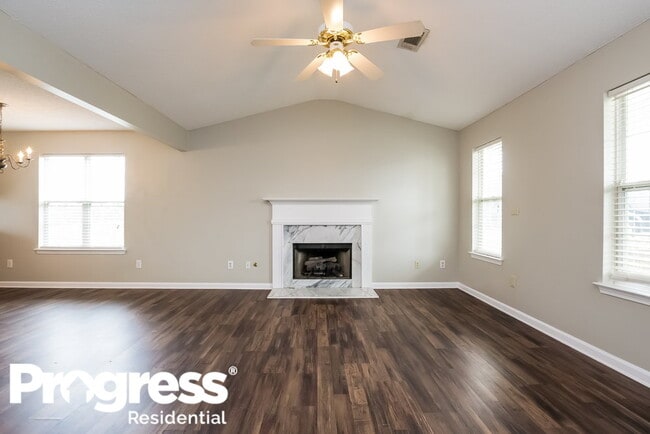 311 Bainbridge Cir in Dallas, GA - Foto de edificio - Building Photo