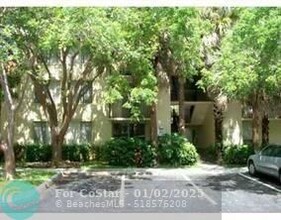 10773 Cleary Blvd in Plantation, FL - Building Photo - Building Photo