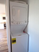 6 Marlyn Dr in Latham, NY - Building Photo - Building Photo