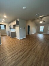 3403 Gaby Path in San Antonio, TX - Building Photo - Building Photo
