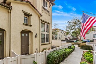 33640 Willow Haven Ln in Murrieta, CA - Foto de edificio - Building Photo