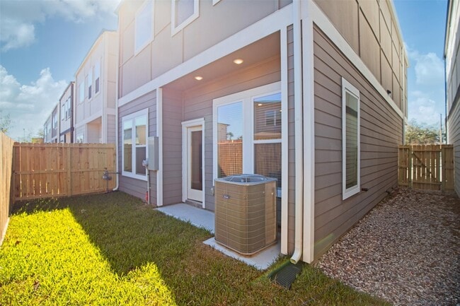 property at 9906 Clark Cyn Ln