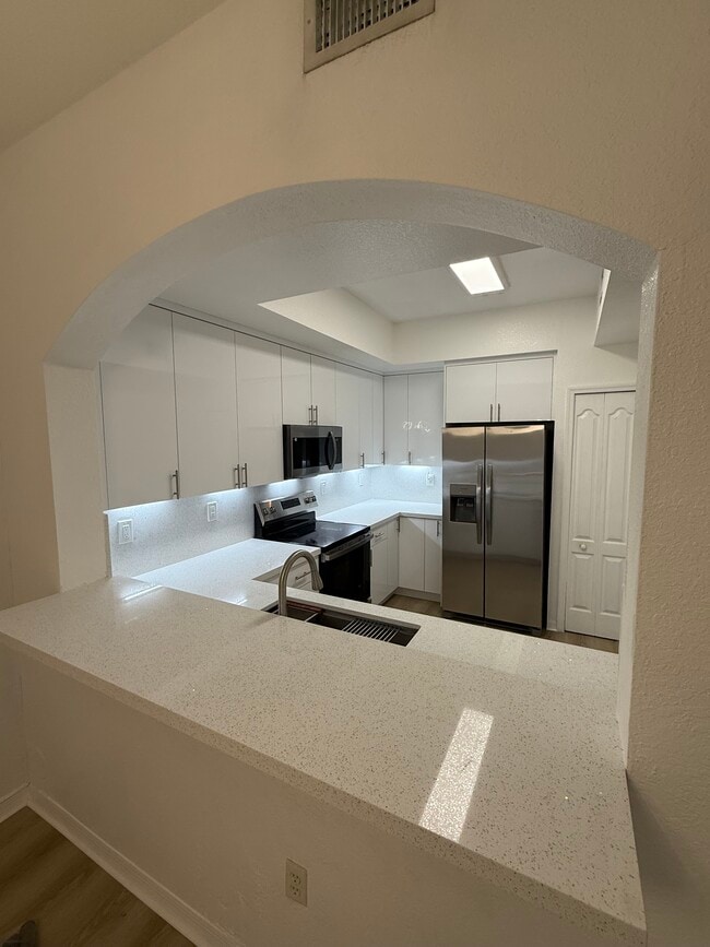 8964 W Flagler St, Unit 101