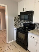 1747 Roanoke St in Wichita, KS - Building Photo - Building Photo