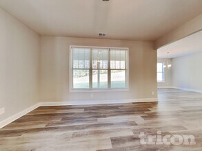 10 Berkmar Way in Hiram, GA - Foto de edificio - Building Photo