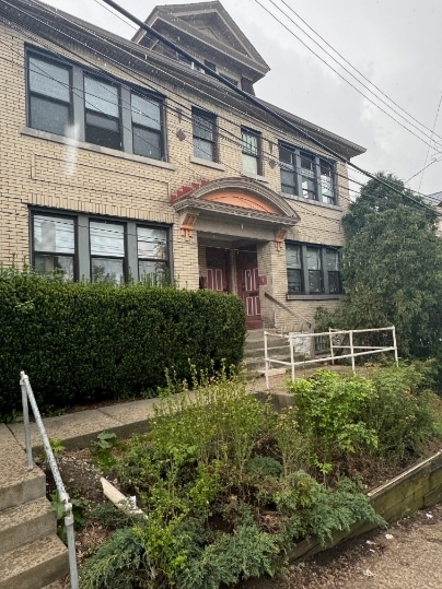 property at 2809-2811 Neeld Ave