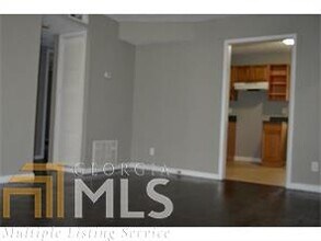 1635 Line Cir-Unit -3 in Decatur, GA - Building Photo - Building Photo