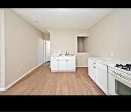 275 Genesee St in Lockport, NY - Building Photo - Building Photo