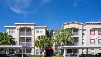 3025 Greystone Loop in Kissimmee, FL - Building Photo