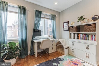 2227 Latona St in Philadelphia, PA - Building Photo - Building Photo