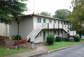 497 NE Boulevard Pl in Atlanta, GA - Building Photo - Building Photo