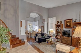 2104 Waterbury Ln in Las Vegas, NV - Foto de edificio - Building Photo