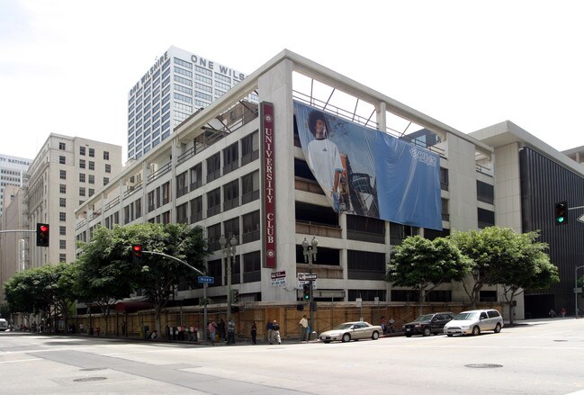 630 W 6th St in Los Angeles, CA - Building Photo - Building Photo