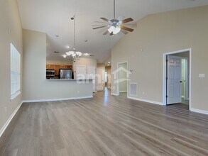 10429 Kentwell Rd in Knoxville, TN - Building Photo - Building Photo