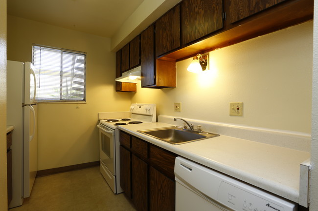 Brookview Apartments in Fort Collins, CO - Foto de edificio - Interior Photo