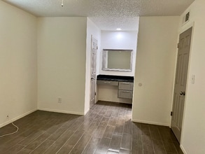 10434 Seawood Dr in El Paso, TX - Building Photo - Building Photo