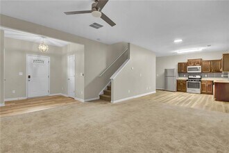 749 Scotland Dr in Dallas, GA - Building Photo - Building Photo