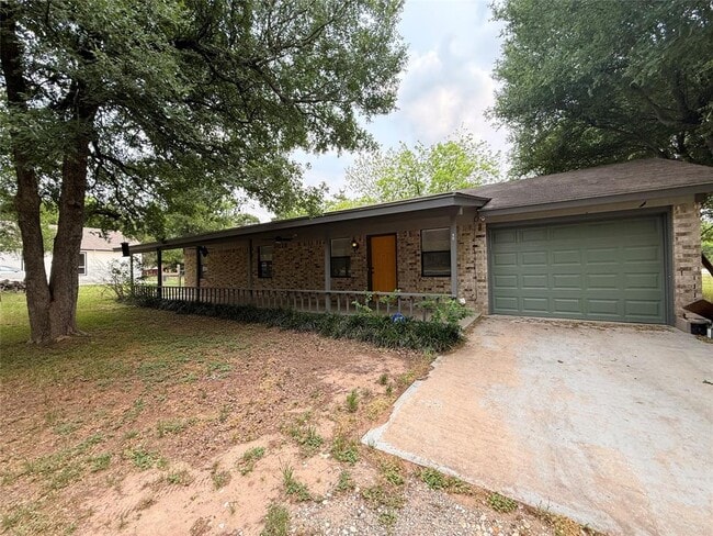 121 Lba Dr in Bastrop, TX - Building Photo - Building Photo