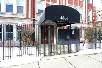 4866 North Magnolia in Chicago, IL - Building Photo - Building Photo