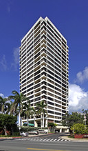 Regency At Kahala in Honolulu, HI - Building Photo - Building Photo