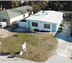 419 Jefferson Ave in Cape Canaveral, FL - Building Photo - Building Photo