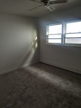 4545 Park Ave, Unit 1 in Brookfield, IL - Building Photo - Building Photo