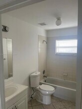 2321 NW 6th Ct in Fort Lauderdale, FL - Building Photo - Building Photo
